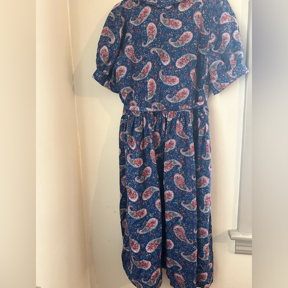 Vintage Paisley Floral Dress w/ tie. Puff sleeve - Picture 4 of 7